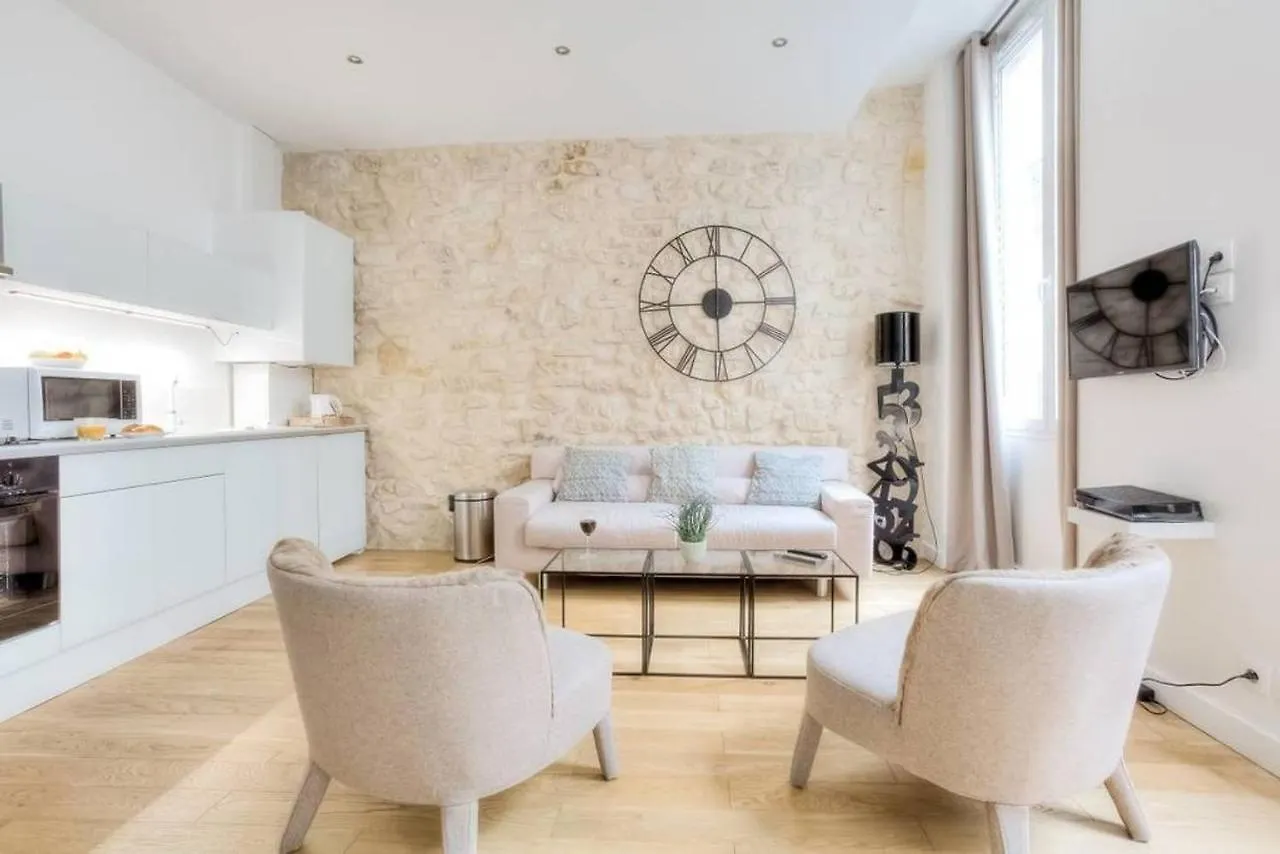 Apartament Designer Flats Louvre / Marais Paryż