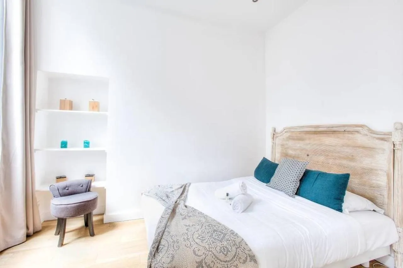 Apartament Designer Flats Louvre / Marais Paryż