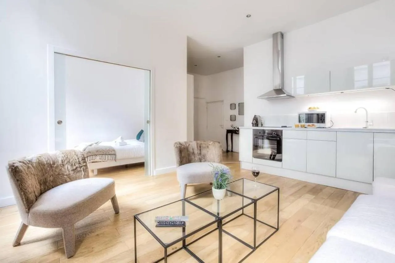 Apartament Designer Flats Louvre / Marais Paryż